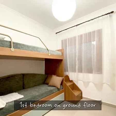 Fenia House On The Beach *