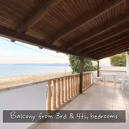 Fenia House On The Beach Holiday home